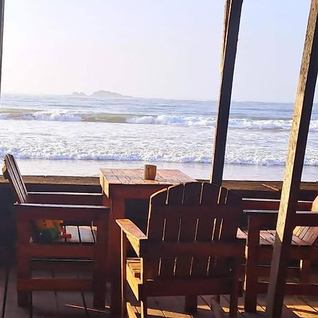 Busua Inn Buitenkant foto